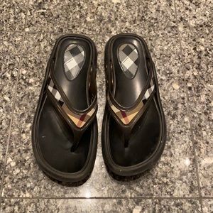 Burberry Nova Jelly Thong Sandals